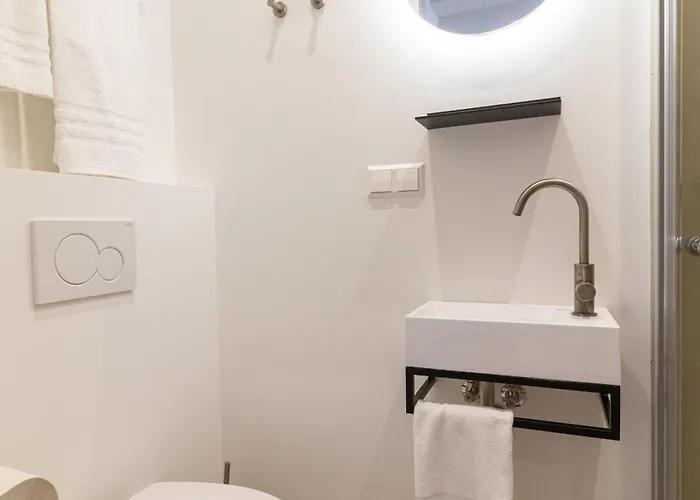 Sayo Boutique * Hága