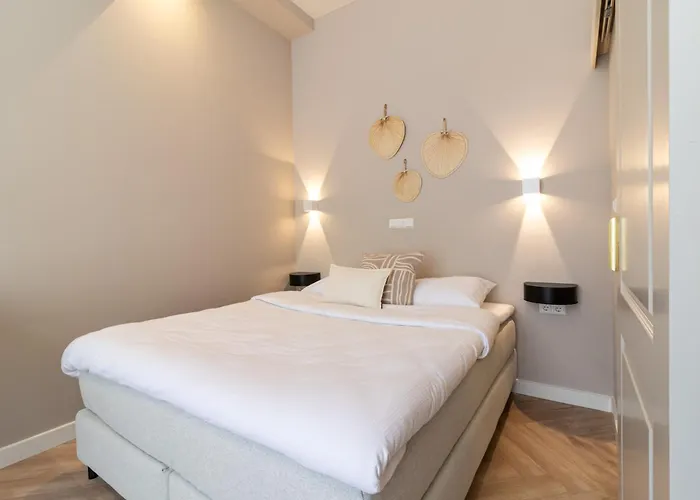 Sayo Boutique Hotel *